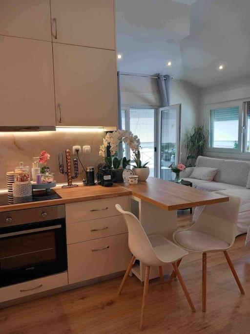 Cozy Studio Στο Κεντρο Larissa Luaran gambar