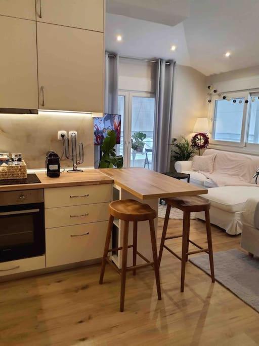 Cozy Studio Στο Κεντρο Larissa Luaran gambar